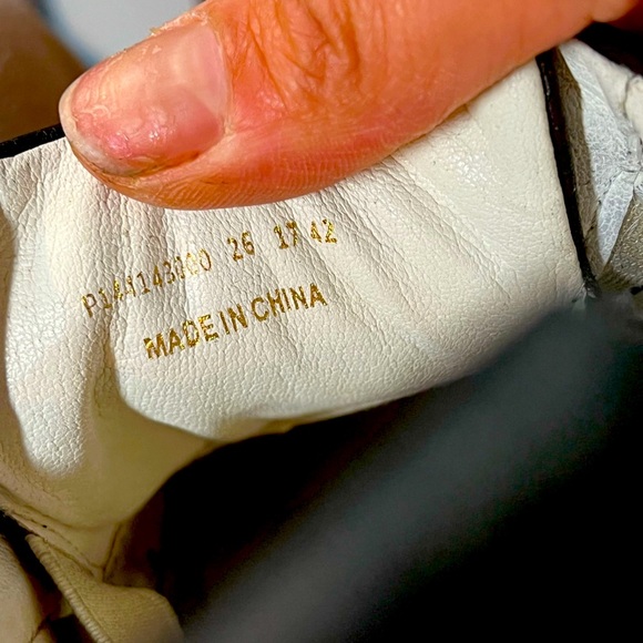 π€π€π
ππ ππππππ Black leather Sneaker - Picture 5 of 5